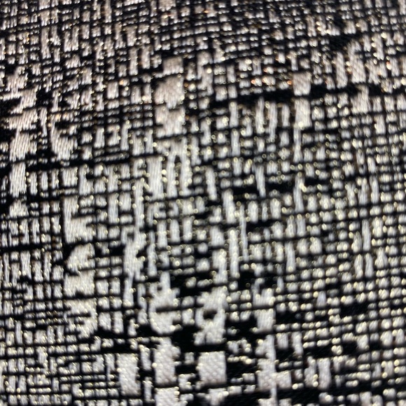 ANNE KLEIN Sleeveless Black & Gold Metallic V-Neck A-Line Dress | Size 4 - Picture 8 of 14